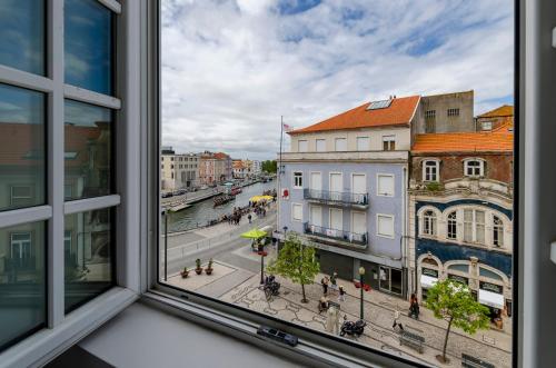 Habitación Doble Deluxe con vistas al río - 1 o 2 camas del hotel TURIM Aveiro Palace. Foto 2