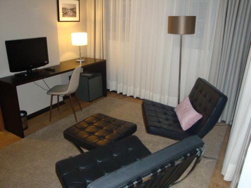 Suite con vistas a la ciudad del hotel TURIM Aveiro Palace. Foto 4