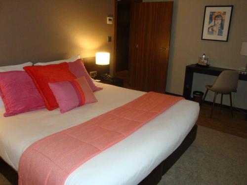Suite con vistas a la ciudad del hotel TURIM Aveiro Palace. Foto 5