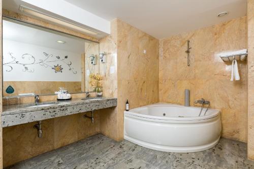 Suite Presidencial del hotel Do Parque - Congress & Spa. Foto 10