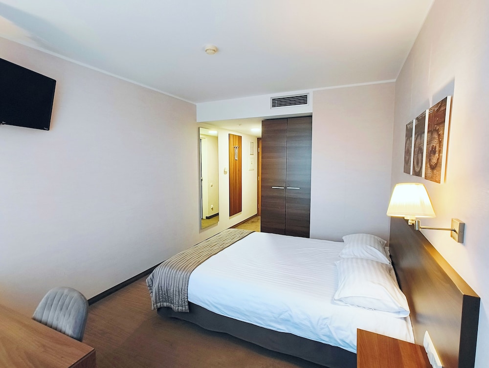 Habitación Individual Superior del hotel Mercure Marijampole. Foto 1