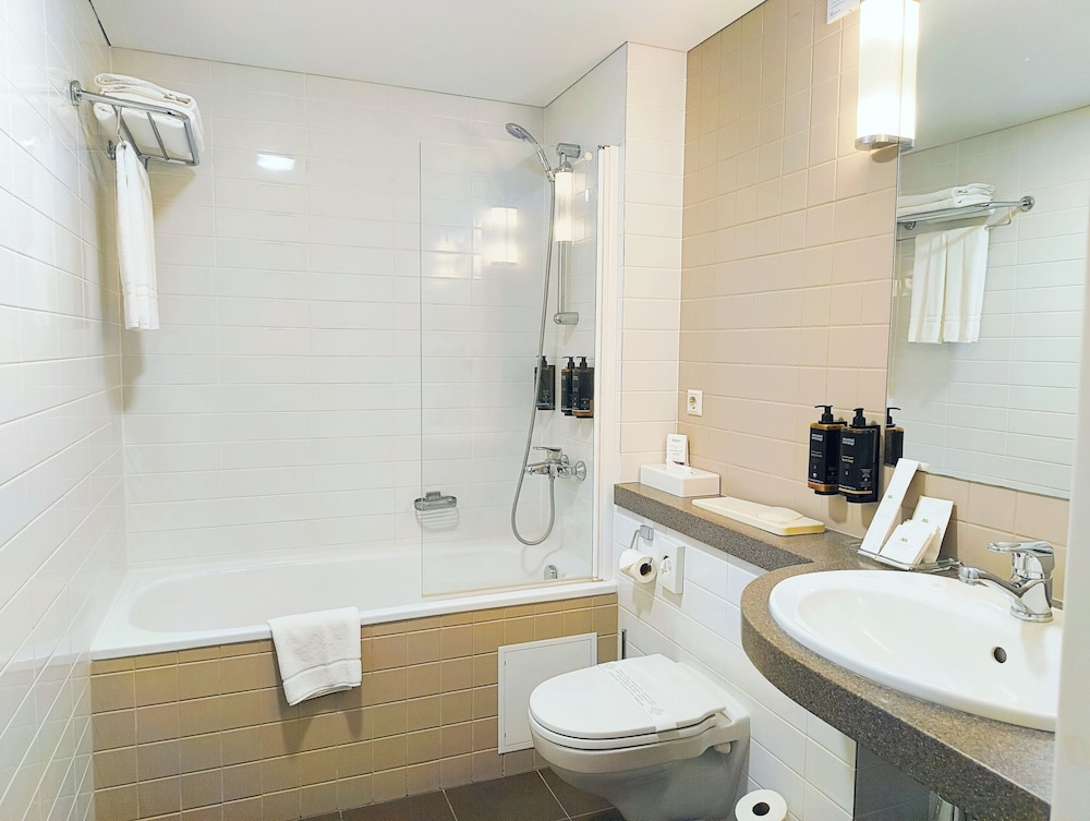 Habitación Doble o Gemela Superior del hotel Mercure Marijampole. Foto 6