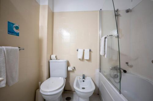 Habitación Triple del hotel Onix. Foto 1