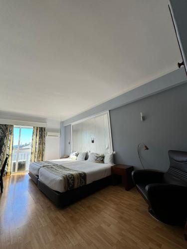 Habitación Familiar del hotel Onix. Foto 1