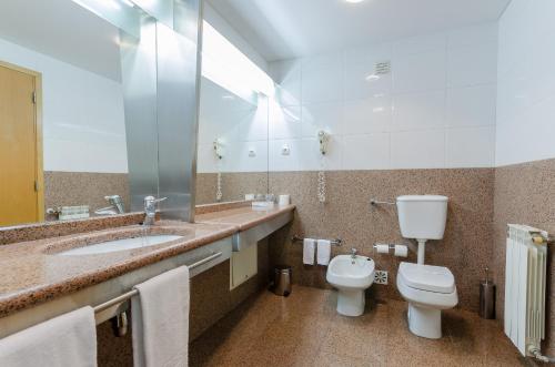 Habitación Triple Estándar del hotel Alvorada. Foto 1