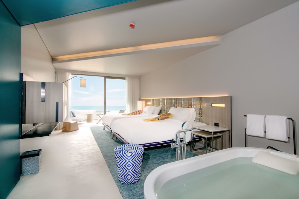 Sea Breeze (King), 1 King Bed, Garden View del hotel Veranda Resort Pattaya Mgallery - Sha Extra Plus
