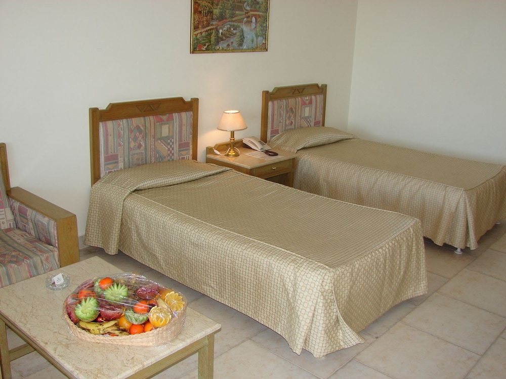 Habitación doble (Egyptians and Residents Only) del hotel Queen Sharm Resort. Foto 1