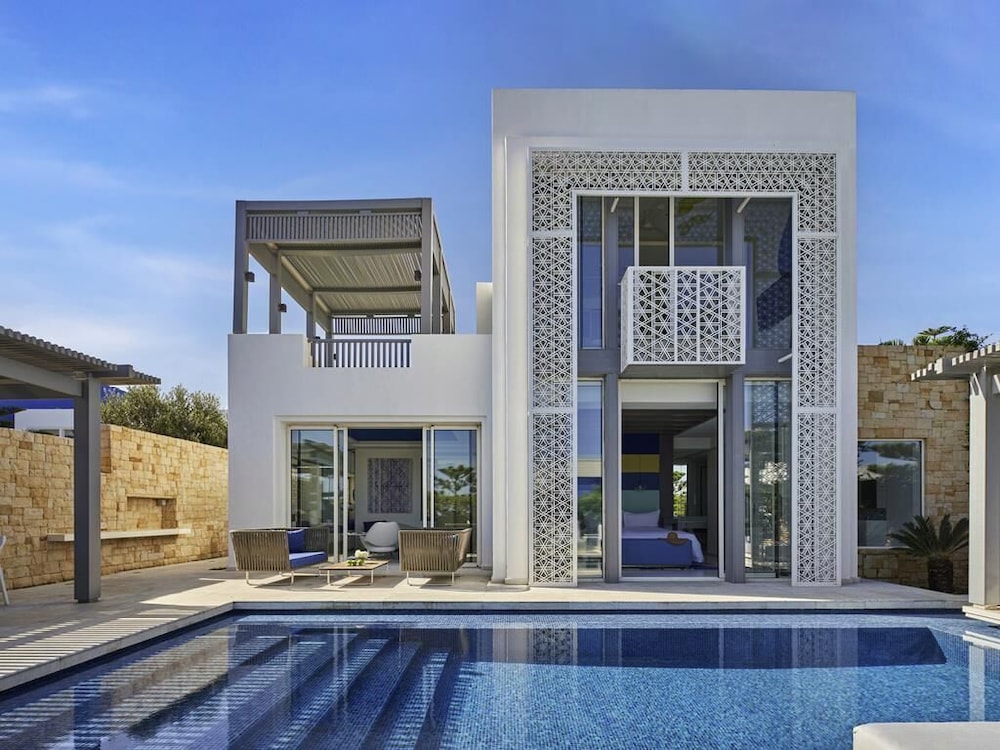 Villa Signature, 1 cama king size y 2 camas individuales, vistas al mar, piscina privada del hotel Sofitel Tamuda Bay Beach and Spa. Foto 8