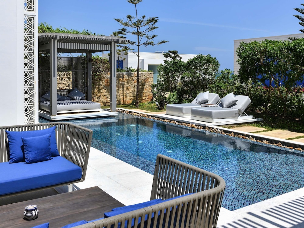 Villa Signature, 1 cama king size y 2 camas individuales, vistas al mar, piscina privada del hotel Sofitel Tamuda Bay Beach and Spa. Foto 12