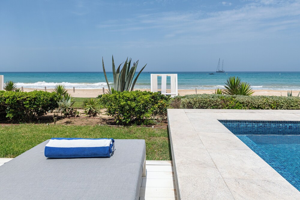 Suite Playa, 1 cama king size, vistas panorámicas al mar, junto al agua del hotel Sofitel Tamuda Bay Beach and Spa. Foto 5