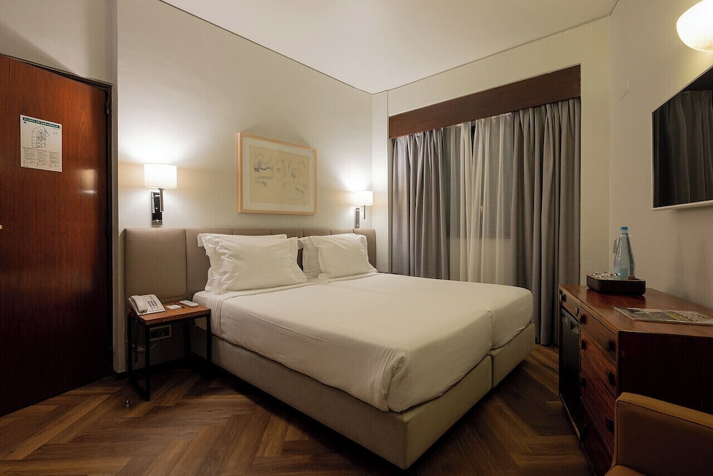 Habitación clásica con 1 cama doble o 2 individuales del hotel Dom Carlos Park