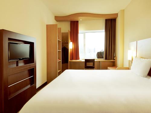 Habitación Doble Estándar del hotel Ibis Braga. Foto 11