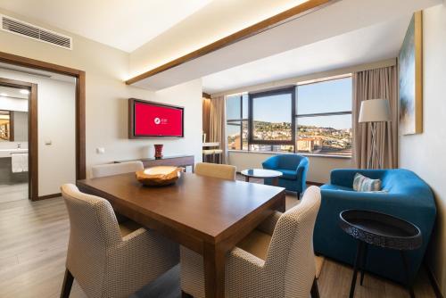 Suite con aparcamiento gratuito del hotel Exe São Lázaro