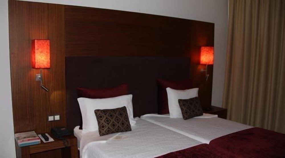 Habitación estándar con 2 camas individuales del hotel Dighton. Foto 2