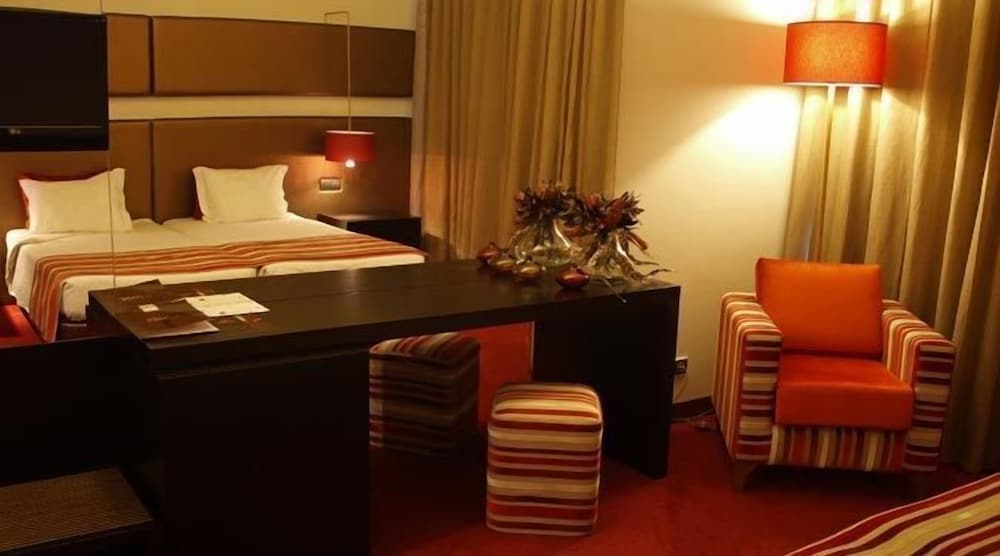 Habitación estándar con 2 camas individuales del hotel Dighton. Foto 4