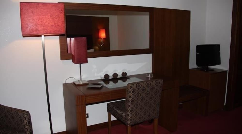 Habitación estándar con 2 camas individuales del hotel Dighton. Foto 5