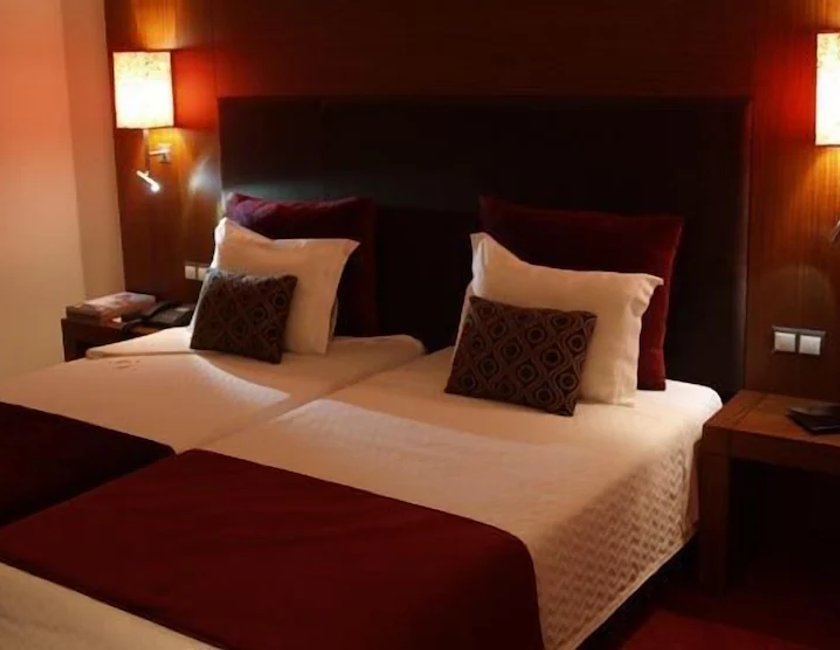 Habitación estándar con 2 camas individuales del hotel Dighton. Foto 14