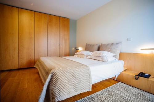 Habitación Doble con cama supletoria para adulto - 1 o 2 camas del hotel Axis Ponte De Lima Golf Resort