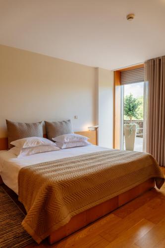 Habitación Doble con terraza con vistas al golf - 1 o 2 camas del hotel Axis Ponte De Lima Golf Resort