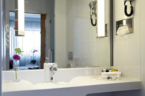 Habitación Superior del hotel Novotel Porto Gaia. Foto 7