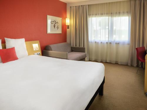 Habitación Doble Estándar del hotel Novotel Porto Gaia. Foto 1