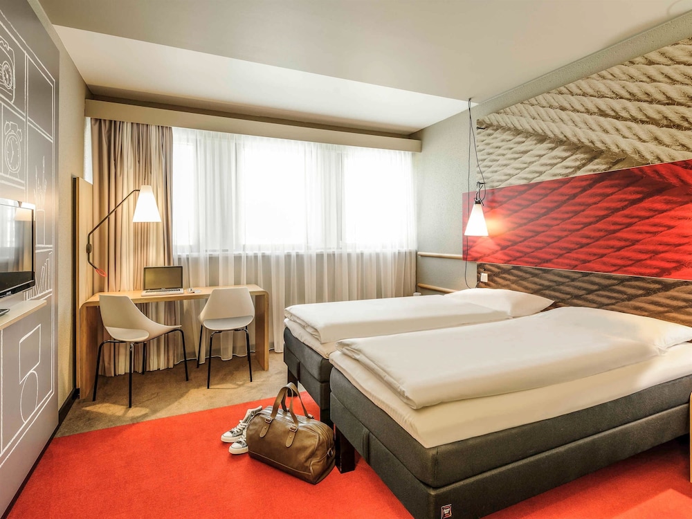 Habitación estándar, 1 cama doble del hotel Ibis Lille Centre Grand Palais. Foto 2