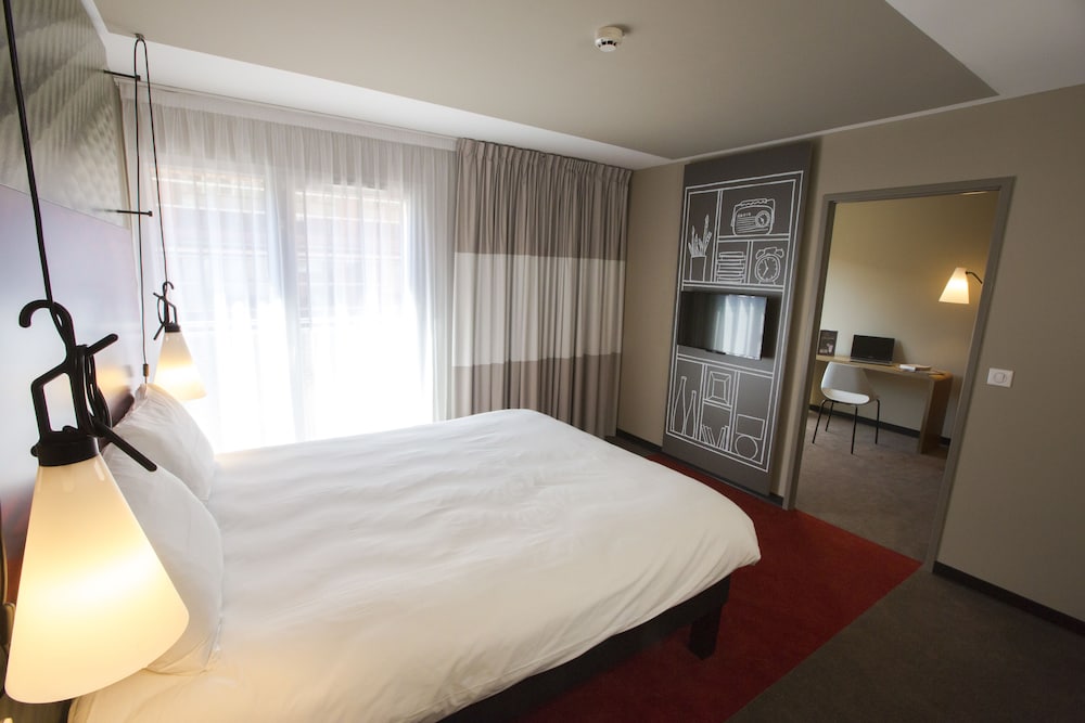 Habitación estándar, 1 cama doble del hotel Ibis Lille Centre Grand Palais. Foto 4
