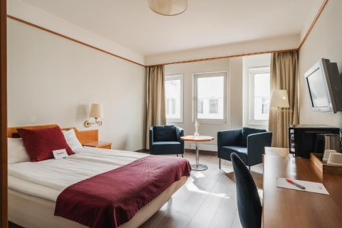 Small Double Room - 140cm bed del hotel 2home Stockholm South. Foto 4
