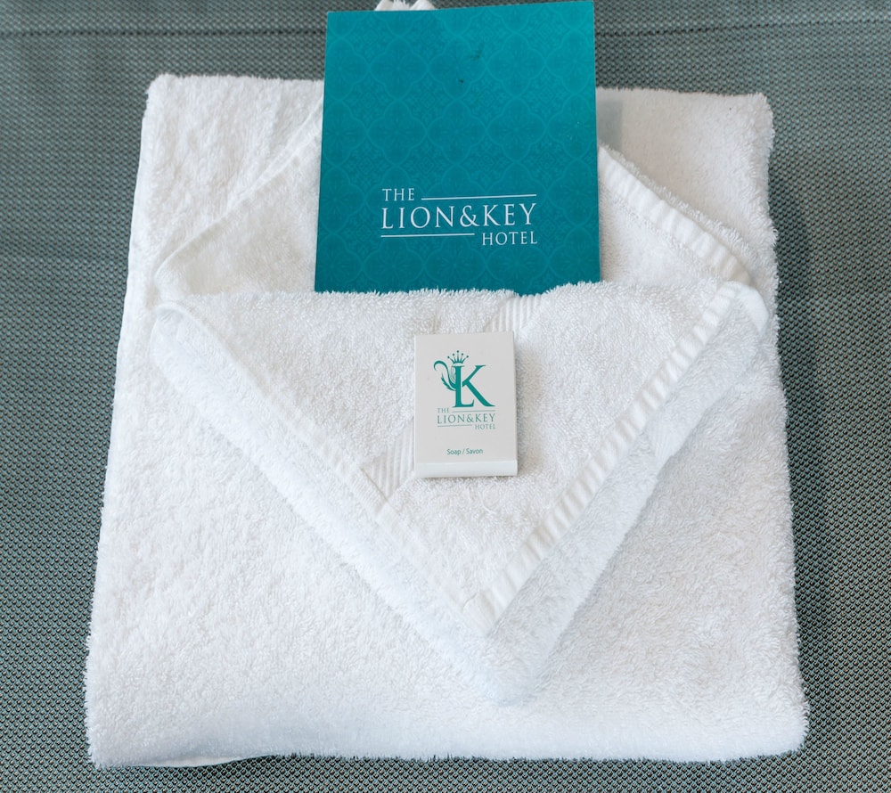 Habitación doble del hotel The Lion and Key. Foto 45