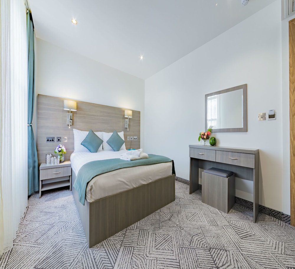 Habitación clásica doble, baño privado del hotel The Lion and Key. Foto 9