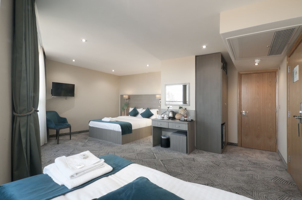 Habitación triple familiar, baño privado del hotel The Lion and Key