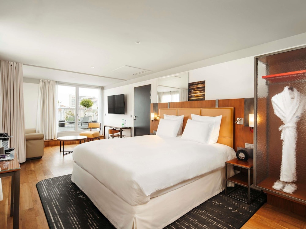 Suite Deluxe, 1 cama de matrimonio grande, terraza del hotel Boutet Bastille Hotel Paris - MGallery Collection. Foto 2