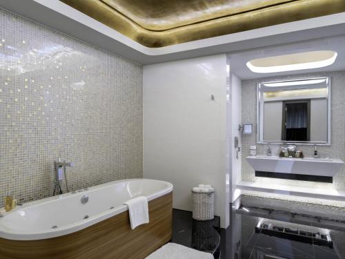 Suite Queen del hotel Rixos Premium Belek - The Land Of Legends Access. Foto 1