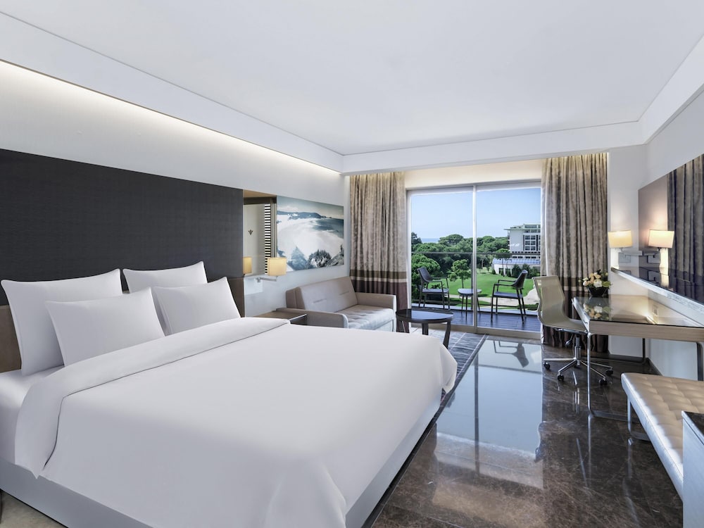Habitación Deluxe, vistas al jardín del hotel Rixos Premium Belek - The Land Of Legends Access. Foto 1