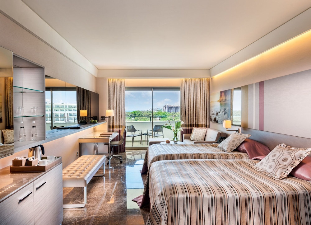 Habitación Deluxe, vistas al jardín del hotel Rixos Premium Belek - The Land Of Legends Access. Foto 3