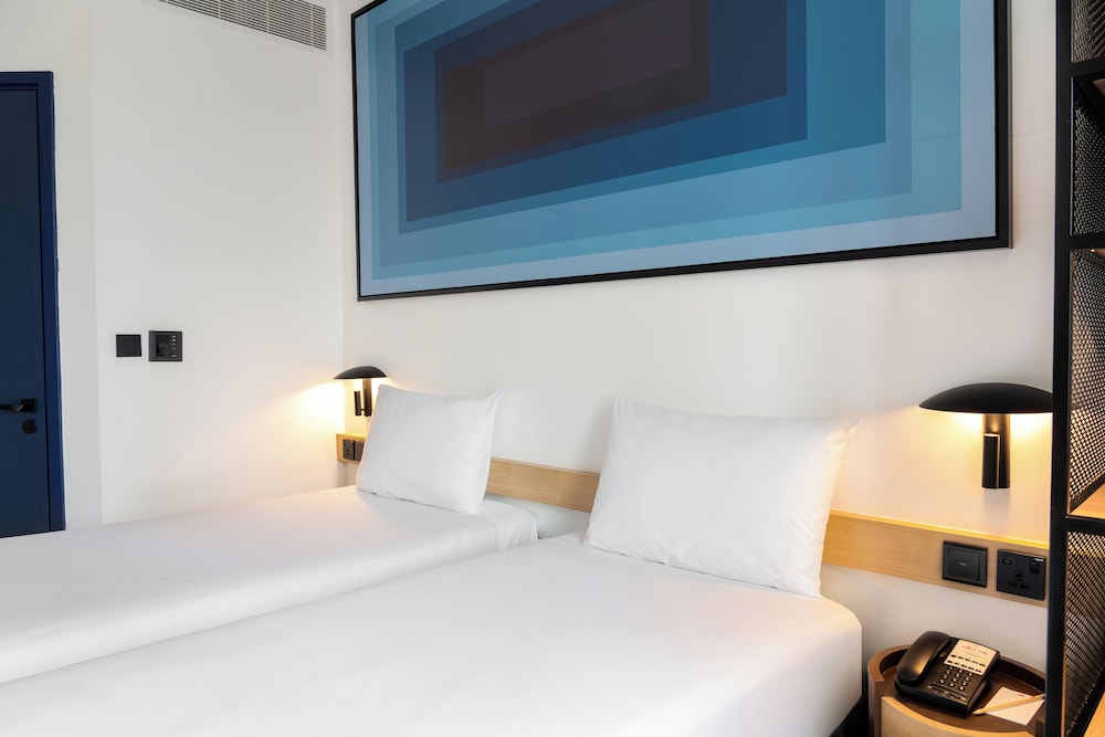 Habitación Premium, Dos Camas Individuales, Con Beneficios Adicionales del hotel Ibis One Central. Foto 3