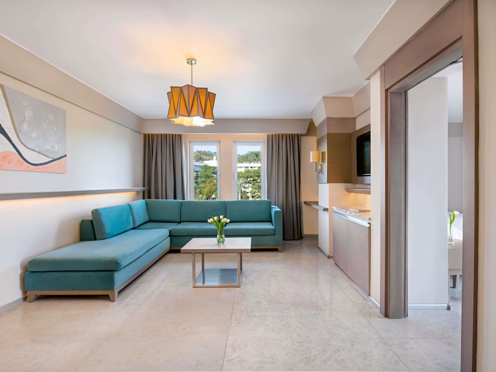 Suite Deluxe del hotel Rixos Premium Tekirova - The Land Of Legends. Foto 4