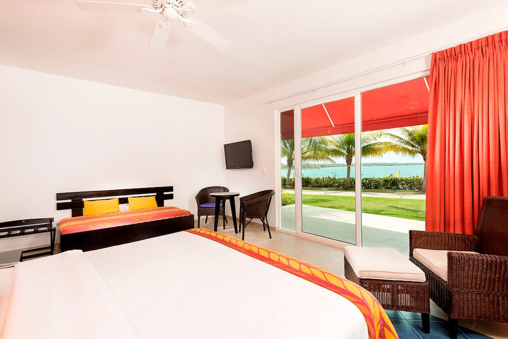 Habitación (Standard Plus Room) del hotel Decameron Baru - All Inclusive. Foto 1