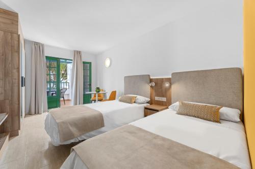 Estudio Superior del hotel Tropicana. Foto 15