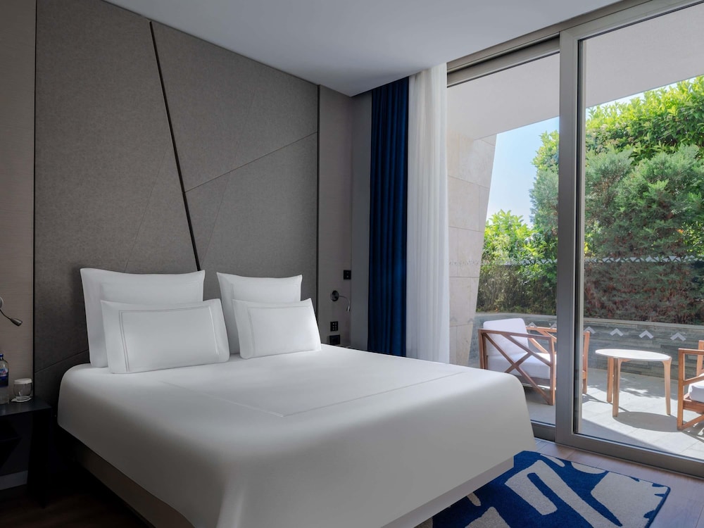 Habitación King con Vistas al Jardín Swiss Advantage del hotel Swissotel Resort Bodrum Beach. Foto 4