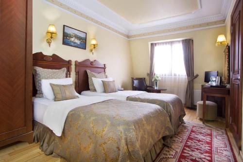Habitación Doble - 2 camas del hotel Best Western Empire Palace and Spa - Special Class. Foto 3