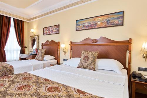 Habitación Triple del hotel Best Western Empire Palace and Spa - Special Class. Foto 15