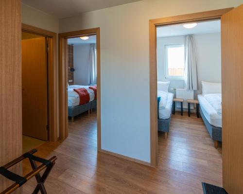 Apartamento de 2 dormitorios con bañera de hidromasaje del hotel Stracta. Foto 2