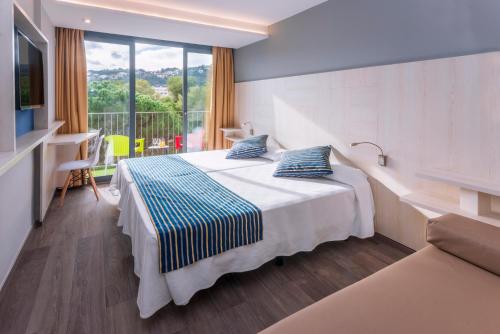 Habitación Doble con vistas a la piscina - 1 o 2 camas del hotel Ght Sa Riera