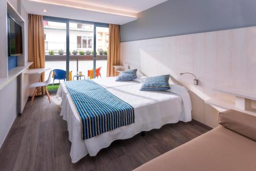 Habitación Doble Económica - 2 camas del hotel Ght Sa Riera. Foto 1