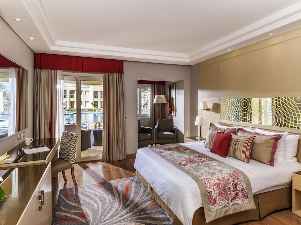 Habitación Deluxe Cama King del hotel Rixos Premium Seagate. Foto 3