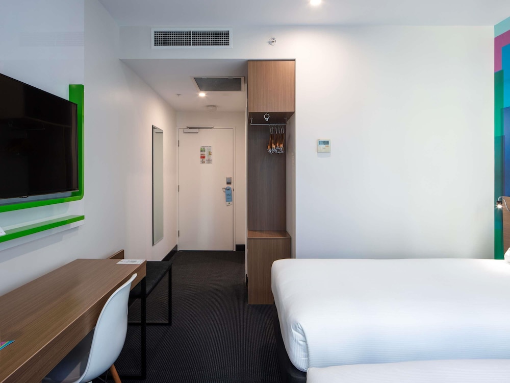 Habitación Estándar 2 Camas Individuales del hotel Ibis Styles Brisbane Elizabeth Street. Foto 5
