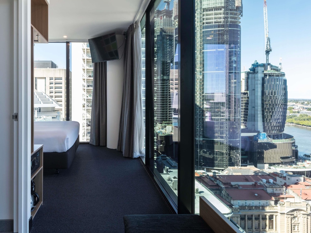 Habitación Deluxe Esquina 1 Cama King Vistas al Río del hotel Ibis Styles Brisbane Elizabeth Street