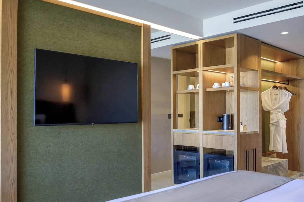 Junior Suite con vistas al jardín del hotel Blue Sea Beach Affiliated By Melia. Foto 6