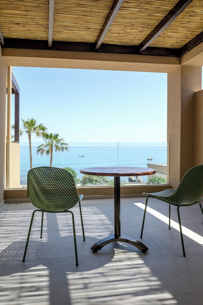 Familiar con vistas al mar del hotel Blue Sea Beach Affiliated By Melia. Foto 8